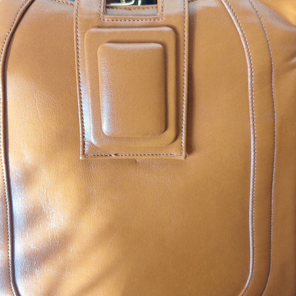 Vintage Preowned Tan Possible Leather Women's Bag Made In Italy---Lou Taylor - Picture 10 of 12